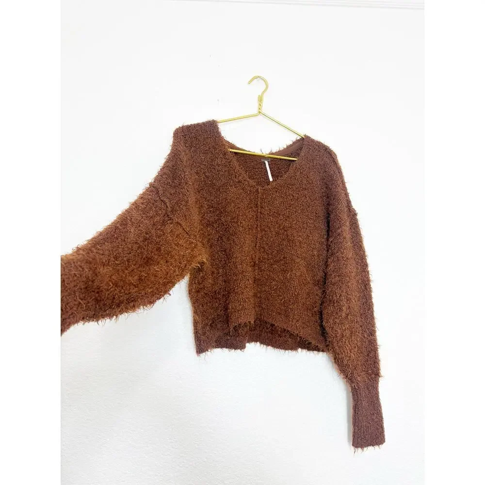 Free People Icing V-Neck Sweater Mocha Brown Size XS Fuzzy Oversized Soft